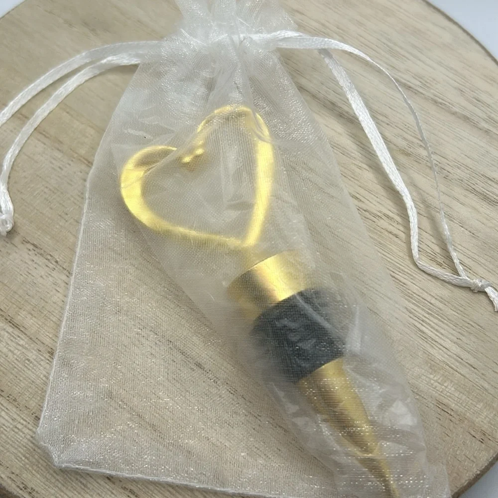 Wine Bottle Stopper golden heart